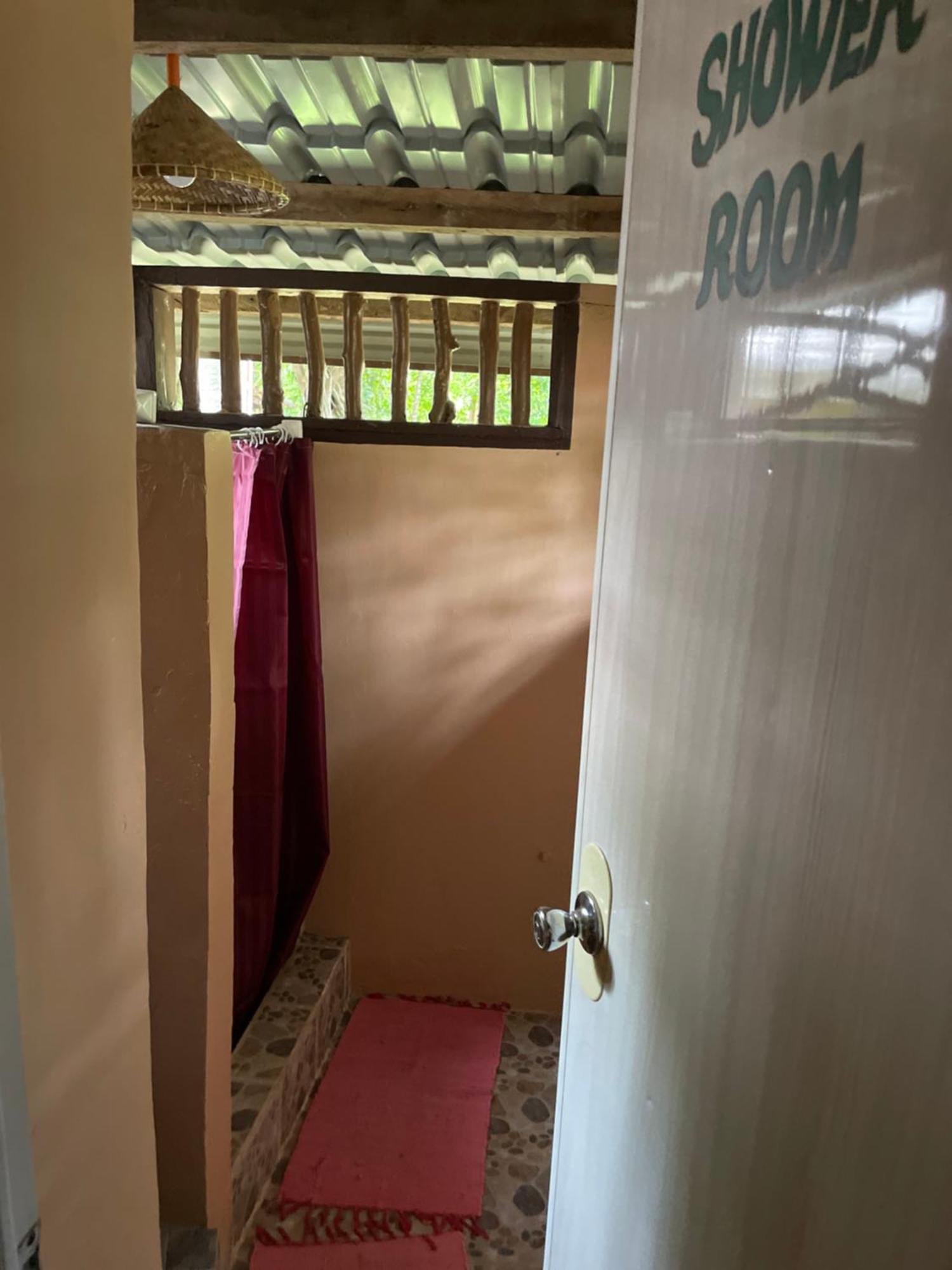 Chelle'S Guesthouse And Backpackers Сикиджор Екстериор снимка