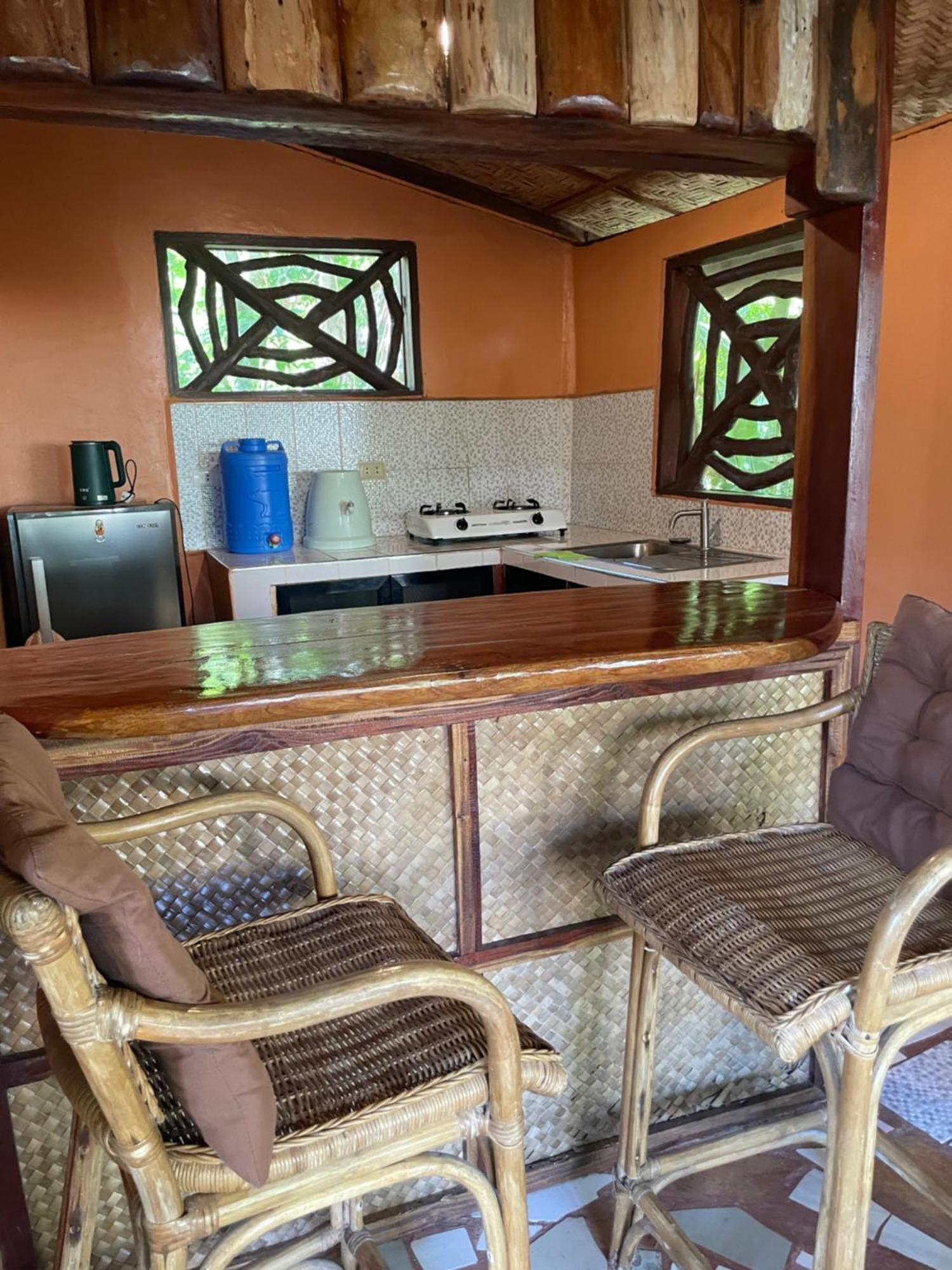 Chelle'S Guesthouse And Backpackers Сикиджор Екстериор снимка