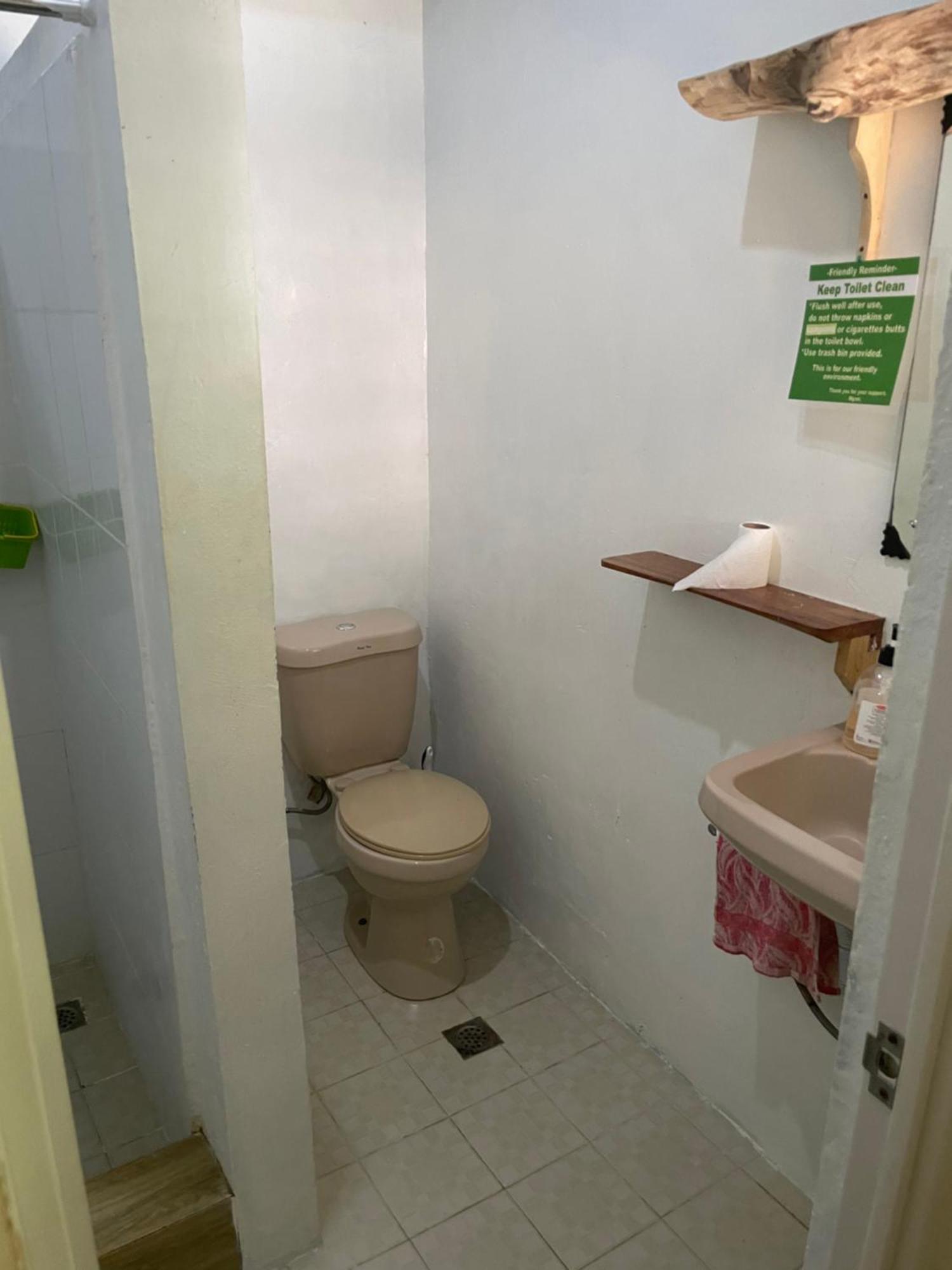 Chelle'S Guesthouse And Backpackers Сикиджор Екстериор снимка