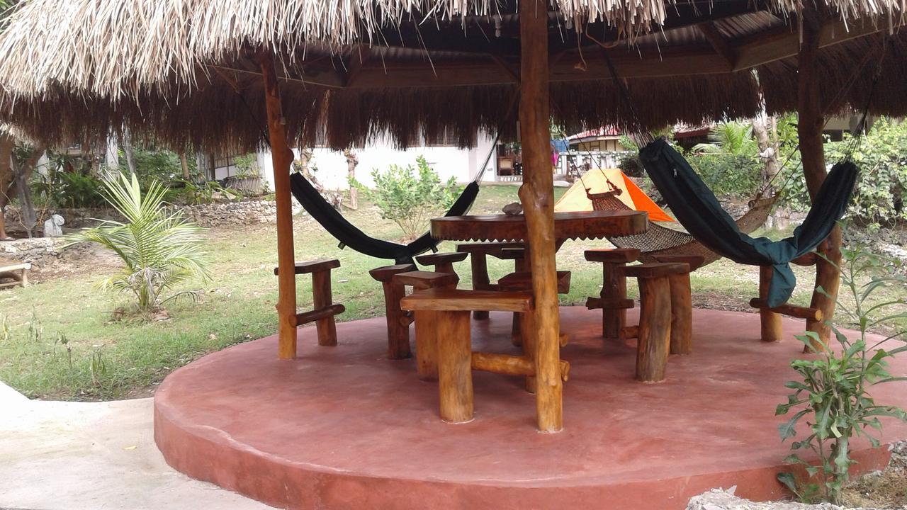 Chelle'S Guesthouse And Backpackers Сикиджор Екстериор снимка